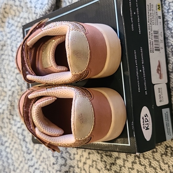 Wander Free Girl's Rosewood Rose Pink Sneakers Size 8 - Picture 4 of 7